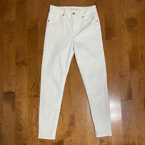 Levi's White Jeans - Mile High Super Skinny